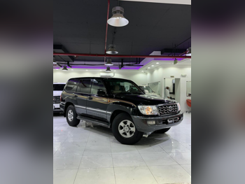 تويوتا  لاند كروزر  جي اكس ار  2007  عادي  447,000 كم  6 سلندر  دفع رباعي  اس يو في  أسود