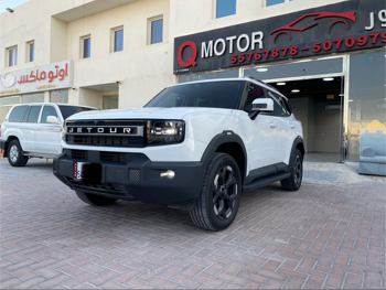 Jetour  T1  2025  Automatic  18,000 Km  4 Cylinder  Four Wheel Drive (4WD)  SUV  White  With Warranty