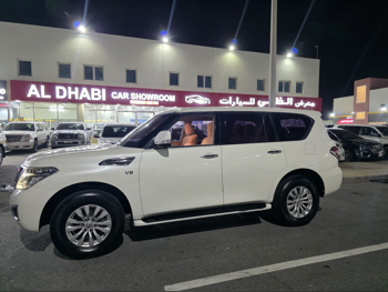 نيسان  باترول  اس اي  2015  اوتوماتيك  369,000 كم  8 سلندر  دفع رباعي  اس يو في  أبيض