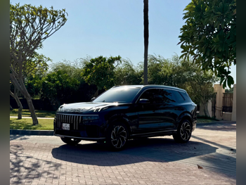 Lynk & Co  09  Pro  2024  Automatic  5,000 Km  4 Cylinder  All Wheel Drive (AWD)  SUV  Black  With Warranty