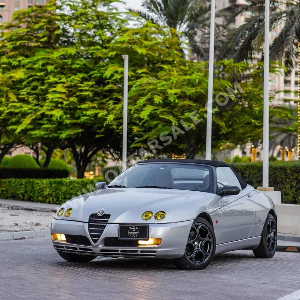 Alfa Romeo  SPIDER  VELOCE  2006  Manual  58,000 Km  4 Cylinder  All Wheel Drive (AWD)  Coupe / Sport  Silver