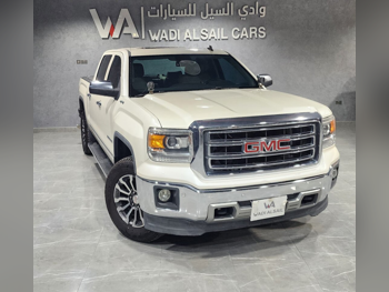 GMC  Sierra  SLT  2014  Automatic  139,000 Km  8 Cylinder  Four Wheel Drive (4WD)  Pick Up  White