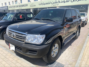 Toyota  Land Cruiser  GXR  2003  Manual  300,000 Km  6 Cylinder  Four Wheel Drive (4WD)  SUV  Black