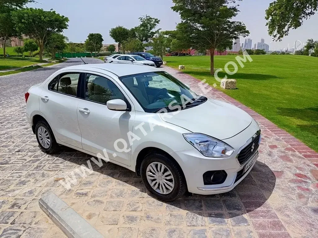 سوزوكي  دي زاير  4 سلندر  سيدان  أبيض  2020