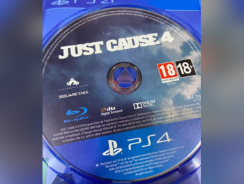 - بلاي ستيشن 4  أقراص ألعاب الفيديو المدمجة