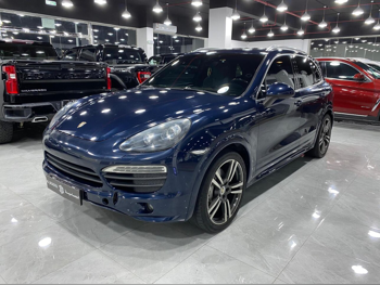 بورش  كيان  اس  2012  اوتوماتيك  181,000 كم  8 سلندر  دفع رباعي  اس يو في  ازرق