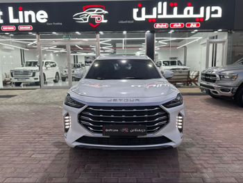 جيتور  اكس 70  بلس لاكجري  2023  اوتوماتيك  54,000 كم  4 سلندر  دفع رباعي  اس يو في  أبيض  تحت الضمان