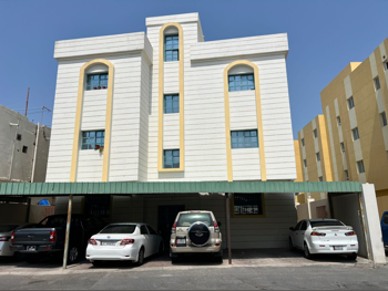 مباني ,ابراج ومجمعات - سكن عائلي  - الدوحة  - فريج بن عمران  للبيع