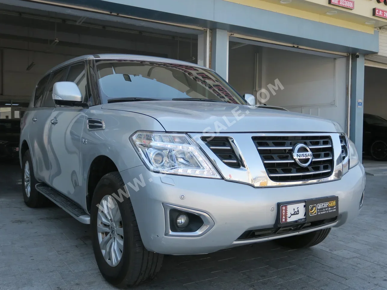 نيسان  باترول  اس اي  2015  اوتوماتيك  156,000 كم  8 سلندر  دفع رباعي  اس يو في  فضي