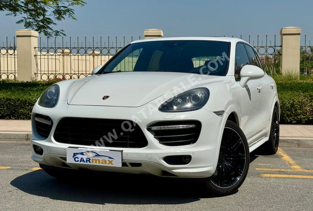 Porsche  Cayenne  GTS  2014  Automatic  107,000 Km  8 Cylinder  Four Wheel Drive (4WD)  SUV  White
