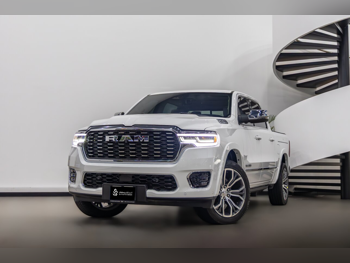 دودج  رام  تنكستين  2025  اوتوماتيك  8,300 كم  6 سلندر  دفع رباعي  بيكب  أبيض  تحت الضمان