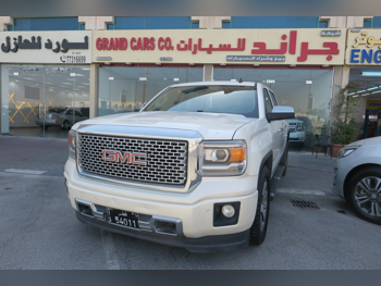 جي ام سي  سييرا  دينالي  2015  اوتوماتيك  111,000 كم  8 سلندر  دفع رباعي  بيكب  أبيض