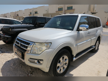 ميتسوبيشي  باجيرو  3.8  2016  اوتوماتيك  72,000 كم  6 سلندر  دفع رباعي  اس يو في  أبيض