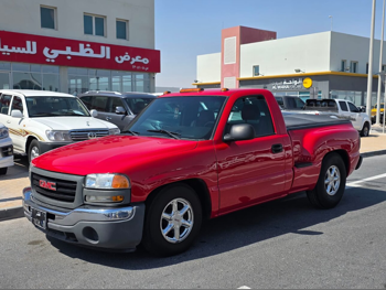 جي ام سي  سييرا  1500  2005  عادي  91,000 كم  8 سلندر  دفع خلفي  بيكب  أحمر