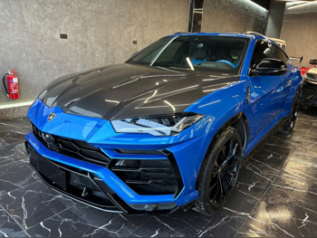 لمبرجيني  اوروس  مانسوري  2022  اوتوماتيك  37,000 كم  8 سلندر  دفع رباعي  اس يو في  ازرق  تحت الضمان