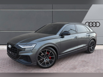 اودي  كيو 8  اس لاين  2023  اوتوماتيك  32,000 كم  6 سلندر  دفع كلي مستمر  اس يو في  رمادي  تحت الضمان