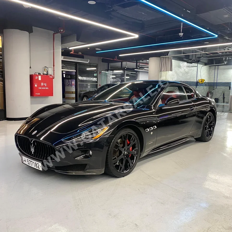 Maserati  GranTurismo  MC  2012  Automatic  98,000 Km  8 Cylinder  All Wheel Drive (AWD)  Coupe / Sport  Black  With Warranty