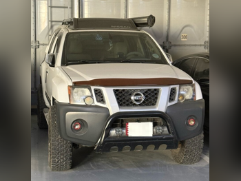 نيسان  اكستيرا  أس اي  2012  اوتوماتيك  298,000 كم  6 سلندر  دفع رباعي  اس يو في  أبيض