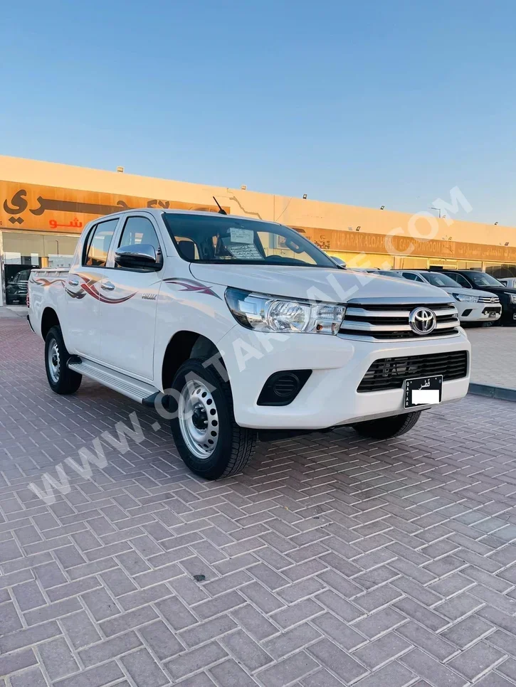 Toyota  Hilux  2025  Automatic  0 Km  4 Cylinder  Four Wheel Drive (4WD)  Pick Up  White  With Warranty