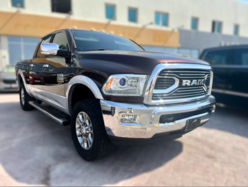دودج  رام  2500  2015  اوتوماتيك  80,000 كم  8 سلندر  دفع رباعي  بيكب  بني وابيض