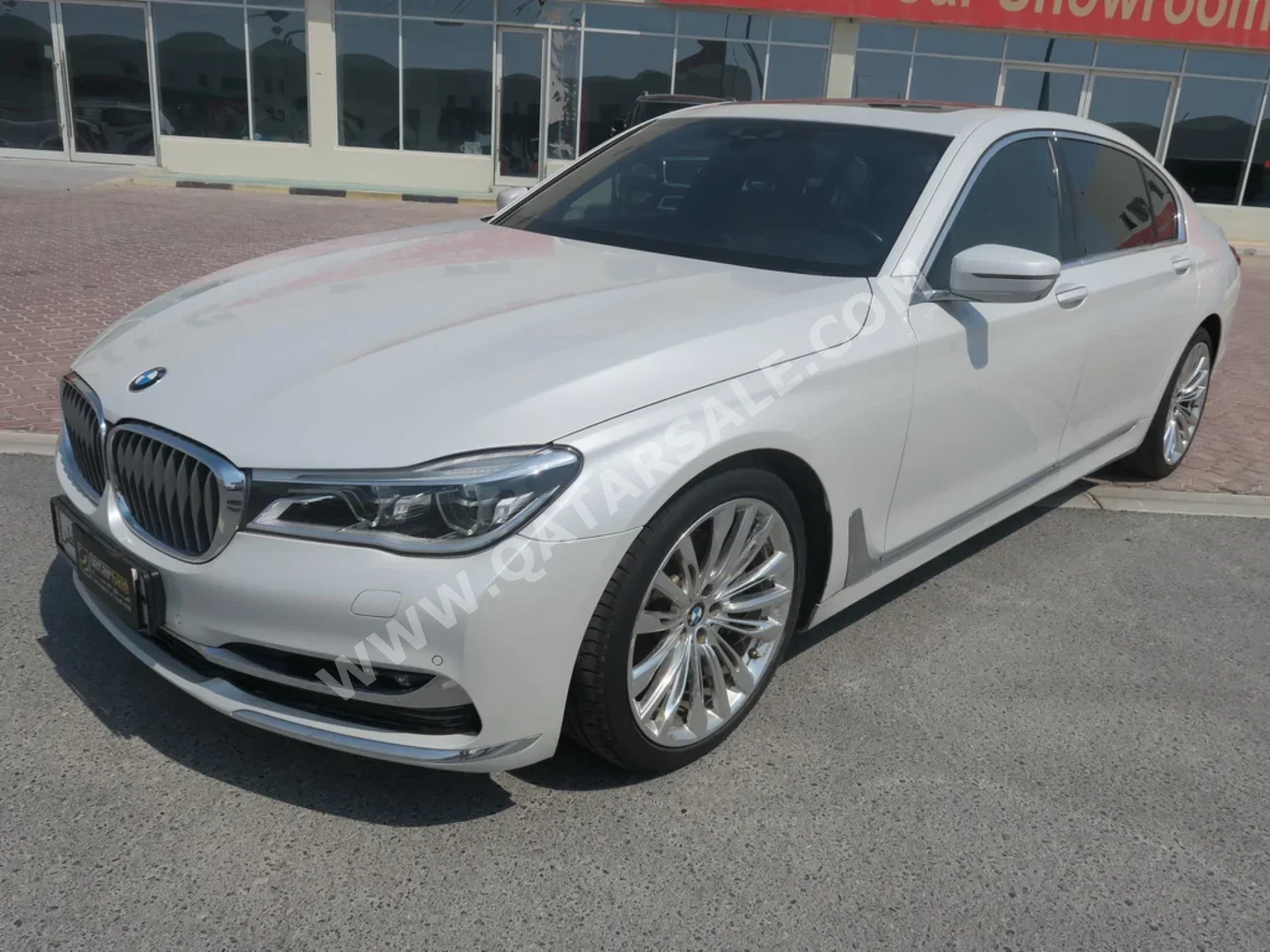 بي ام دبليو  الفئة - السابعة  740 Li  2016  اوتوماتيك  102,000 كم  6 سلندر  دفع خلفي  سيدان  أبيض