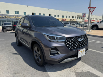 شيري  تيجو  4 برو  2023  اوتوماتيك  61,000 كم  4 سلندر  دفع خلفي  اس يو في  رمادي  تحت الضمان