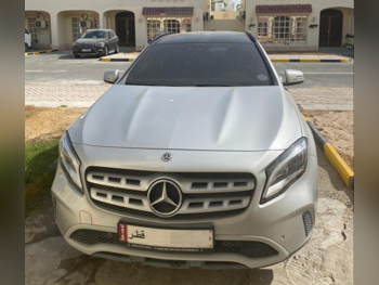 Mercedes-Benz  GLA  250  2018  Automatic  86,000 Km  4 Cylinder  All Wheel Drive (AWD)  Hatchback  Gray  With Warranty