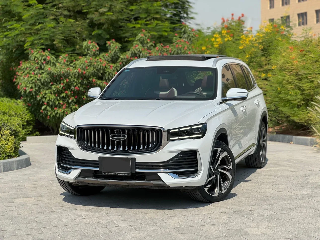 جيلي  مانجارو  لكجري  2023  اوتوماتيك  26,000 كم  4 سلندر  دفع كلي مستمر  اس يو في  أبيض  تحت الضمان