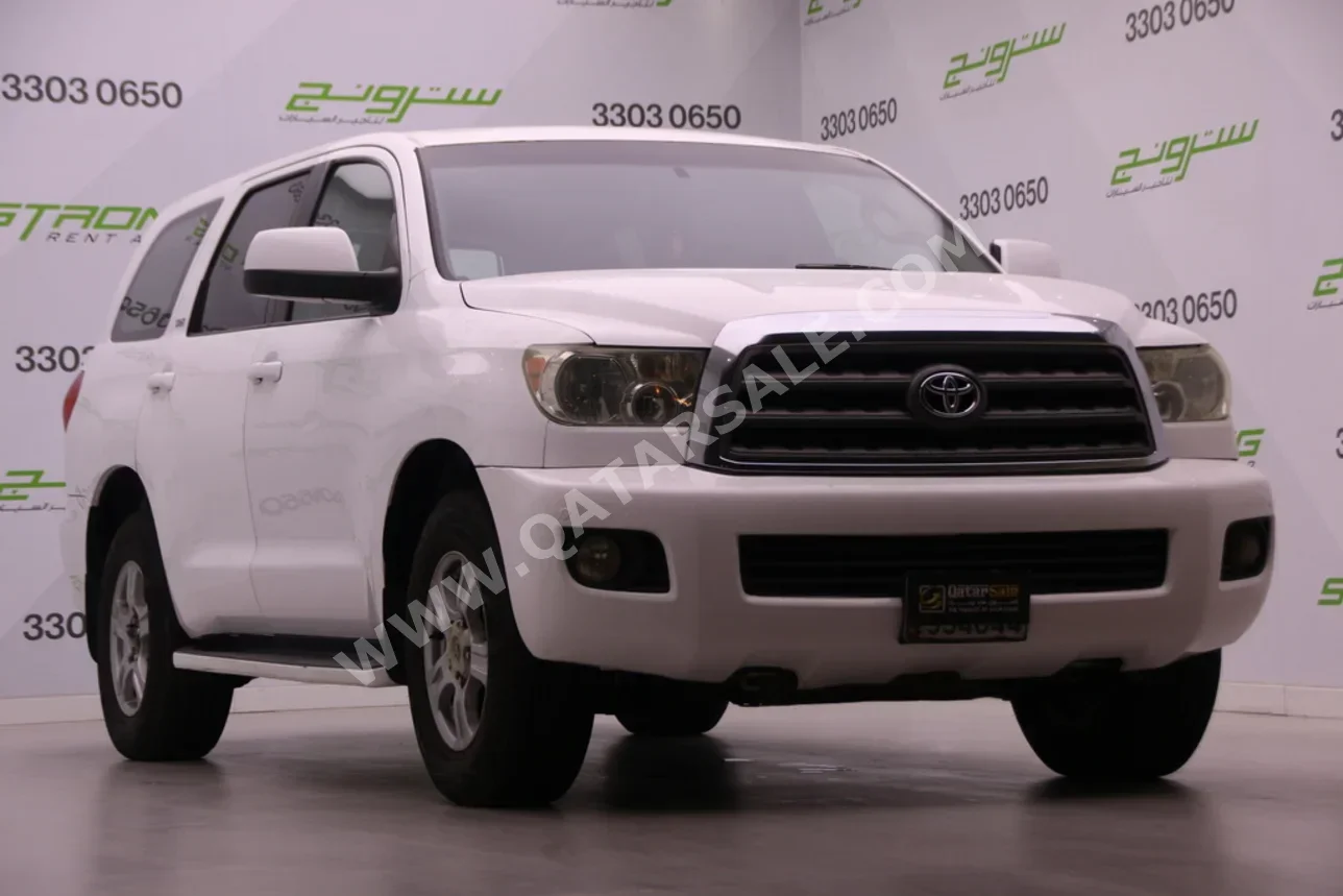 تويوتا  سكويا  2010  اوتوماتيك  187,000 كم  8 سلندر  دفع رباعي  اس يو في  أبيض