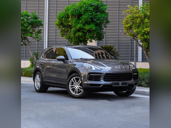 Porsche  Cayenne  2019  Automatic  98,000 Km  6 Cylinder  Four Wheel Drive (4WD)  SUV  Brown  With Warranty
