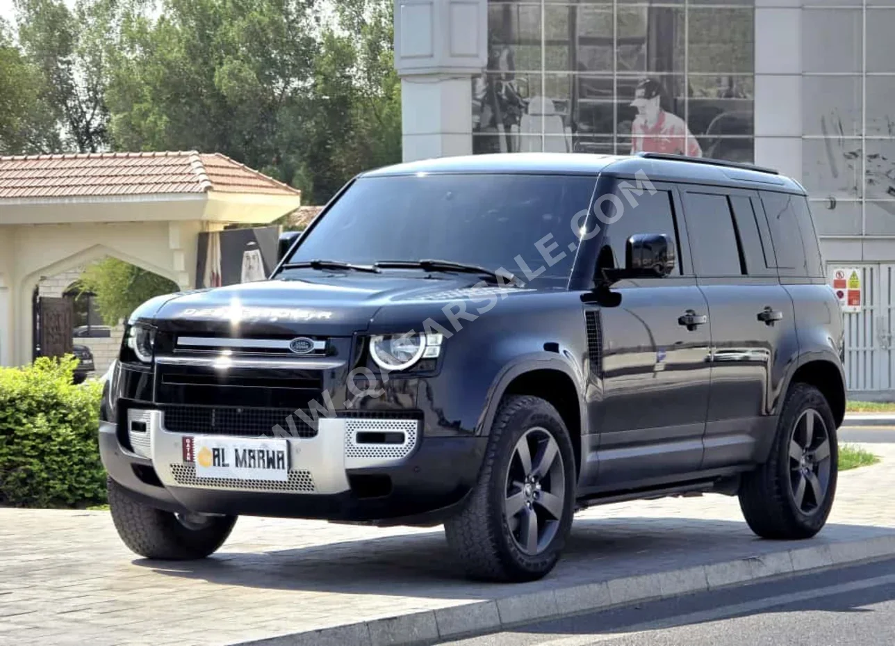 لاند روفر  ديفيندر  110 اس  2025  اوتوماتيك  11,000 كم  4 سلندر  دفع رباعي  اس يو في  أسود  تحت الضمان