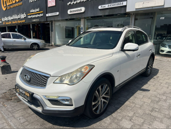 Infiniti  QX  50  2017  Automatic  82,000 Km  4 Cylinder  Four Wheel Drive (4WD)  SUV  White