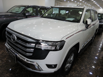 تويوتا  لاند كروزر  جي اكس ار  2025  اوتوماتيك  0 كم  6 سلندر  دفع رباعي  اس يو في  أبيض  تحت الضمان