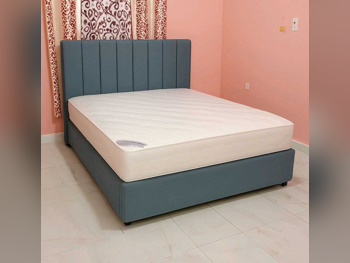 Beds - Queen  - Green  - Mattress Included
