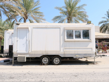 كرفان - 2015  - أبيض  -صنع في قطر