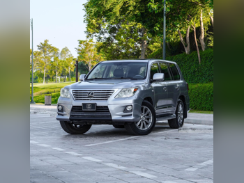 Lexus  LX  570 S  2012  Automatic  110,000 Km  8 Cylinder  Four Wheel Drive (4WD)  SUV  Gray  With Warranty