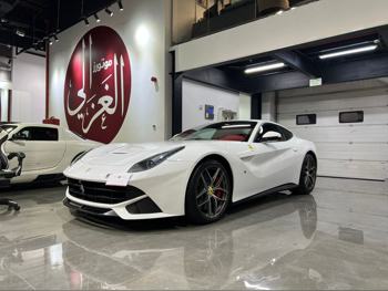 Ferrari  F12  2016  Automatic  36,000 Km  12 Cylinder  All Wheel Drive (AWD)  Coupe / Sport  White