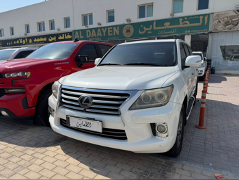 لكزس  ال اكس  570  2013  اوتوماتيك  241,000 كم  8 سلندر  دفع رباعي  اس يو في  أبيض