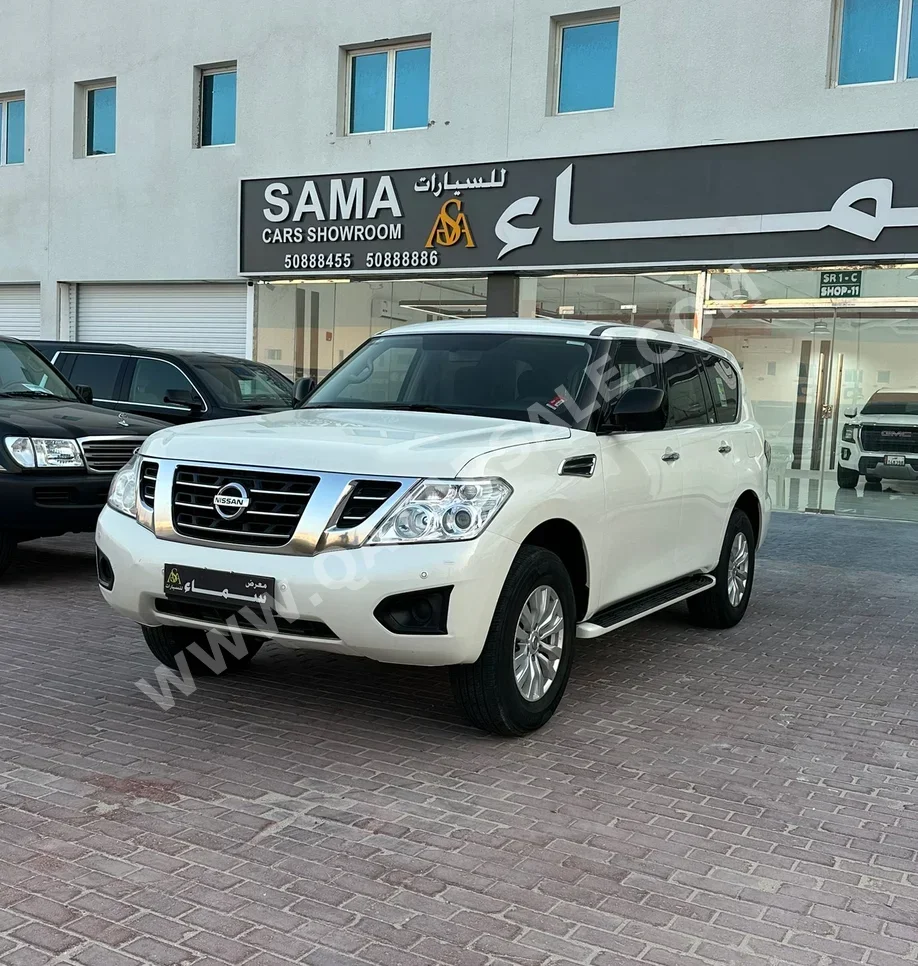 نيسان  باترول  أكس أي  2018  اوتوماتيك  180,000 كم  6 سلندر  دفع رباعي  اس يو في  أبيض