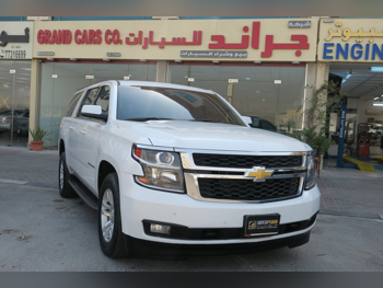شفروليه  سوبربان  ال تي  2017  اوتوماتيك  290,000 كم  8 سلندر  دفع رباعي  اس يو في  أبيض