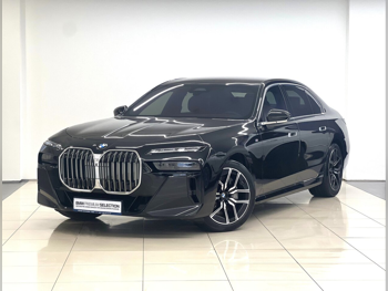 BMW  7-Series  740 i  2024  Automatic  27,400 Km  6 Cylinder  All Wheel Drive (AWD)  Sedan  Black  With Warranty