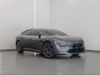 افاتر  12  جي تي  2025  اوتوماتيك  273 كم  0 سلندر  دفع كلي مستمر  اس يو في  رمادي  تحت الضمان