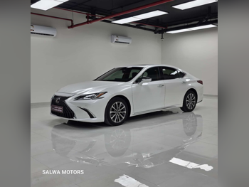 Lexus  ES  350  2023  Automatic  32,000 Km  6 Cylinder  Rear Wheel Drive (RWD)  Sedan  White  With Warranty