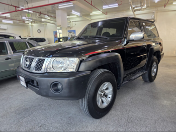 نيسان  باترول  سفاري  2012  عادي  125,000 كم  6 سلندر  دفع رباعي  اس يو في  أسود