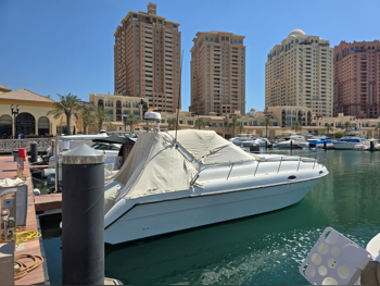 جولف كرافت  الإمارات  2008  أبيض  36 قدم  مع موقف