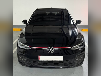 فوكس واغن  غولف  جي تي اي  2022  اوتوماتيك  27,900 كم  4 سلندر  سحب امامي  هاتشباك  أسود  تحت الضمان