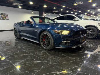 Ford  Mustang  GT  2015  Automatic  180,000 Km  8 Cylinder  Rear Wheel Drive (RWD)  Convertible  Dark Blue
