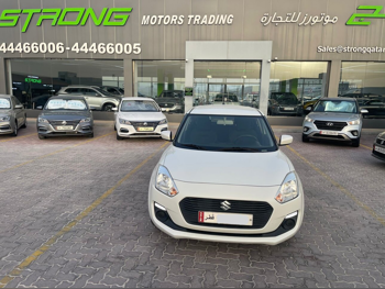 Suzuki  Swift  2020  Automatic  62,000 Km  4 Cylinder  Front Wheel Drive (FWD)  Hatchback  White