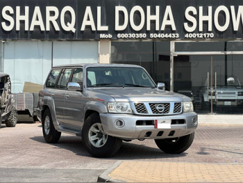 نيسان  باترول  سفاري  2014  اوتوماتيك  323,000 كم  6 سلندر  دفع رباعي  اس يو في  فضي