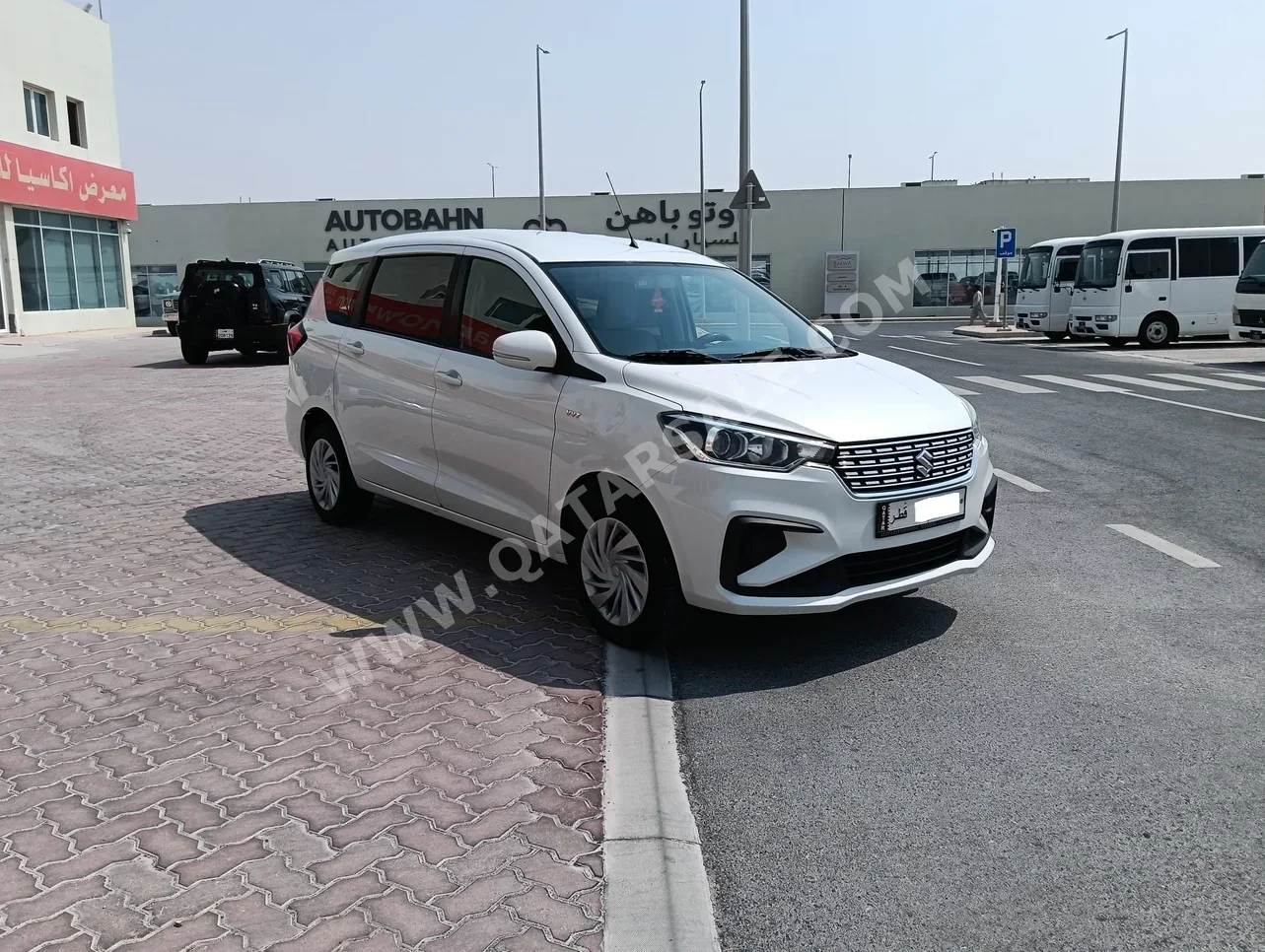 Suzuki  Ertiga  2020  Automatic  260,000 Km  4 Cylinder  Front Wheel Drive (FWD)  SUV  White